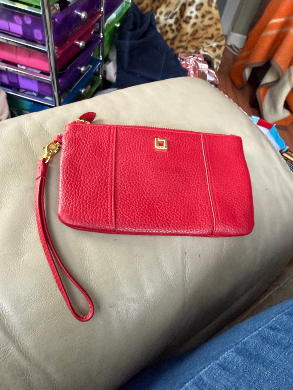 Women’s Lodi’s Red Genuine Leather
Wallet Clutch With Detachable Strap. 8”x4”